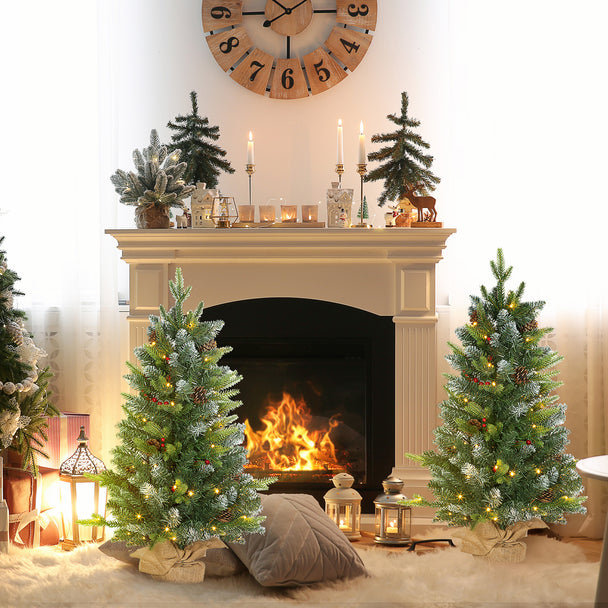 Set of 2 3ft pre-lit Christmas trees – image 2