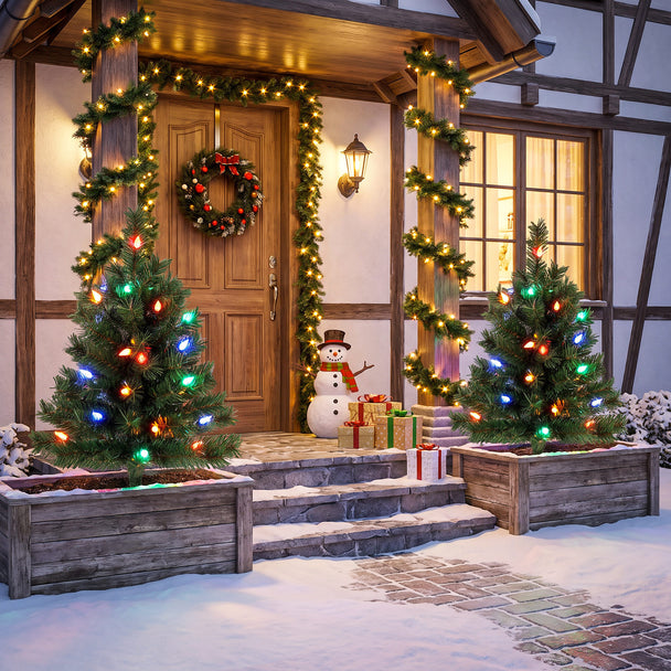 Set of 2 pre-lit outdoor Christmas trees – image 2