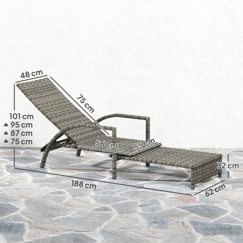 Reclining rattan lounger – image 3