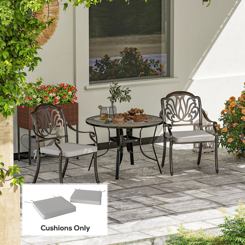 Light grey seat cushions – image 2