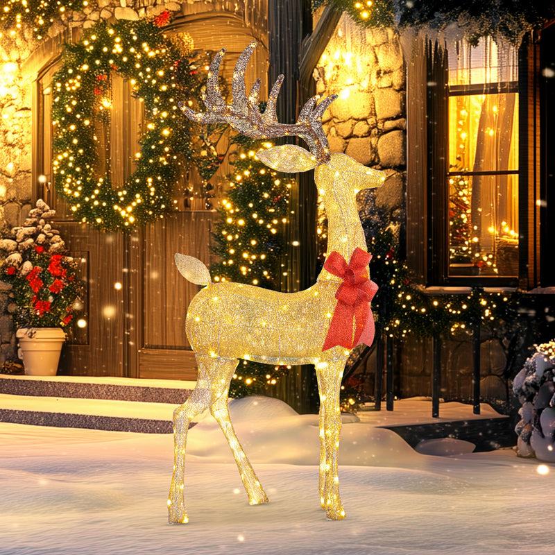 Light-up Christmas figures at night
