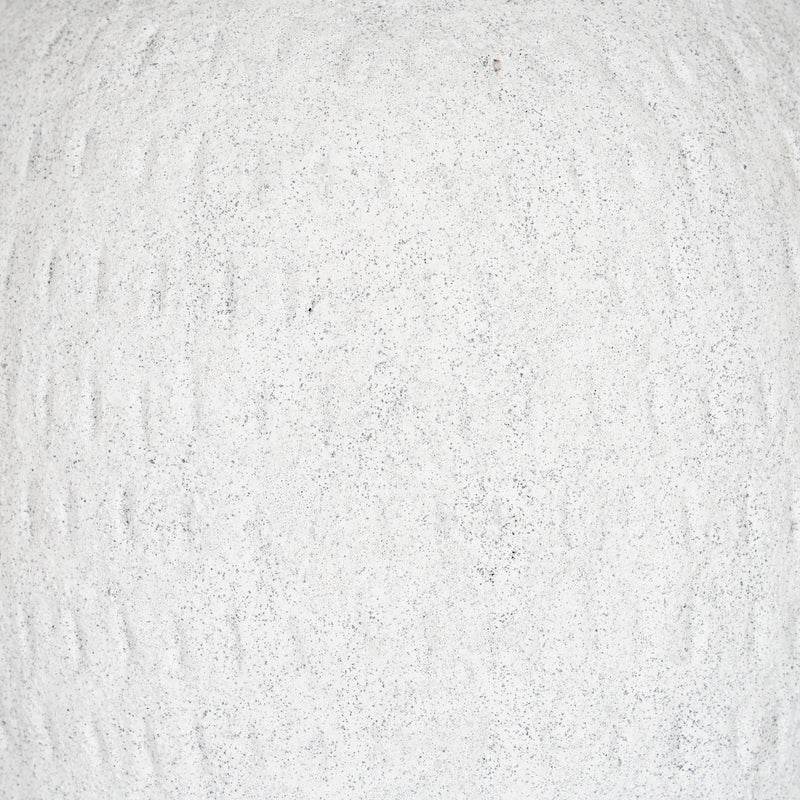 Close-up of the hammered matte texture
