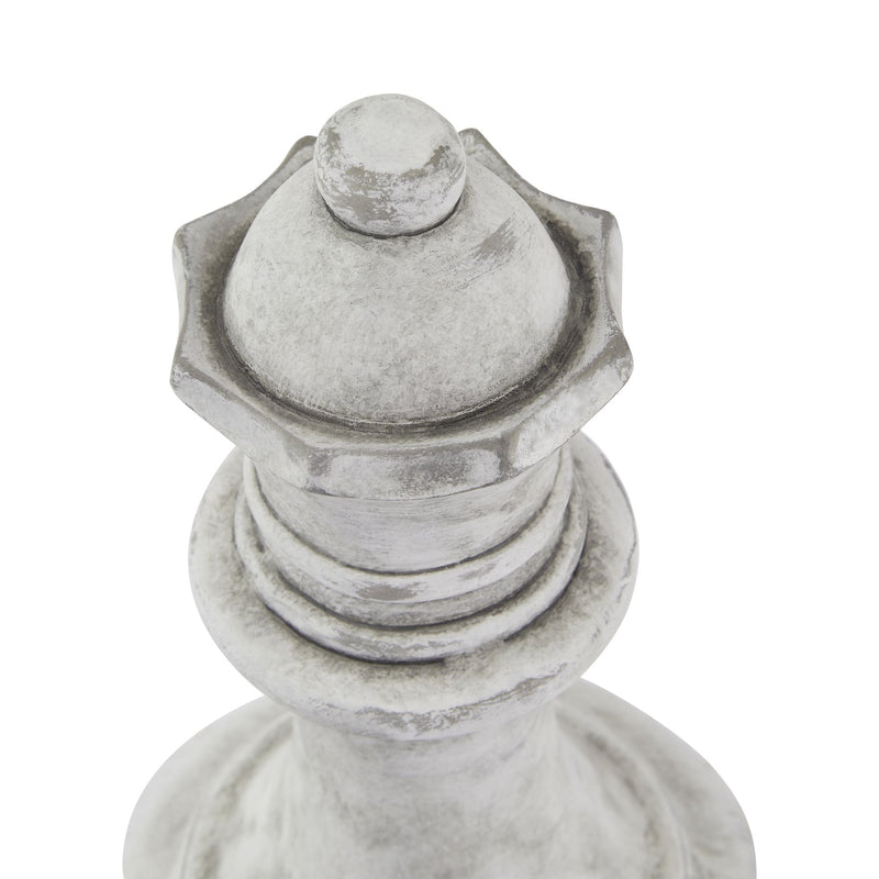 Close-up of the queen's crown and collars