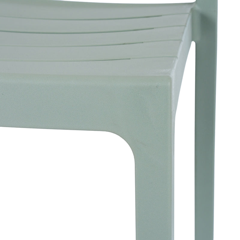 close-up of the slatted seat edge