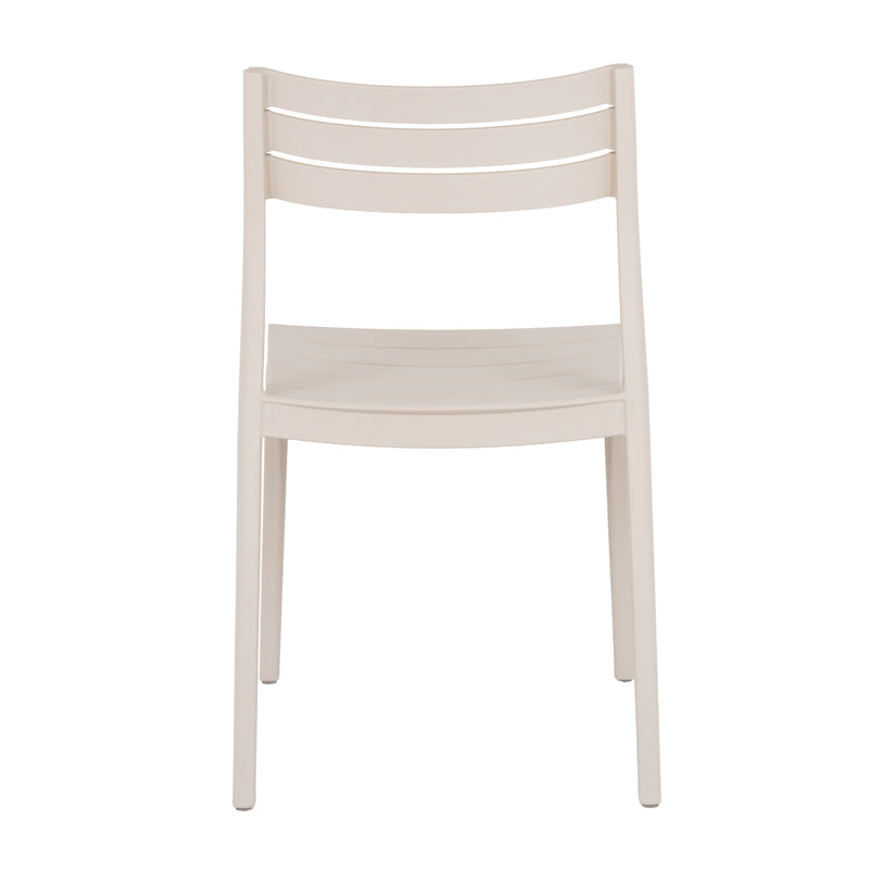 Aura putty chair from the front