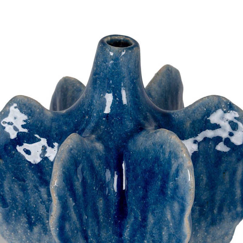 Close-up of the Azura vase's narrow neck and lobes