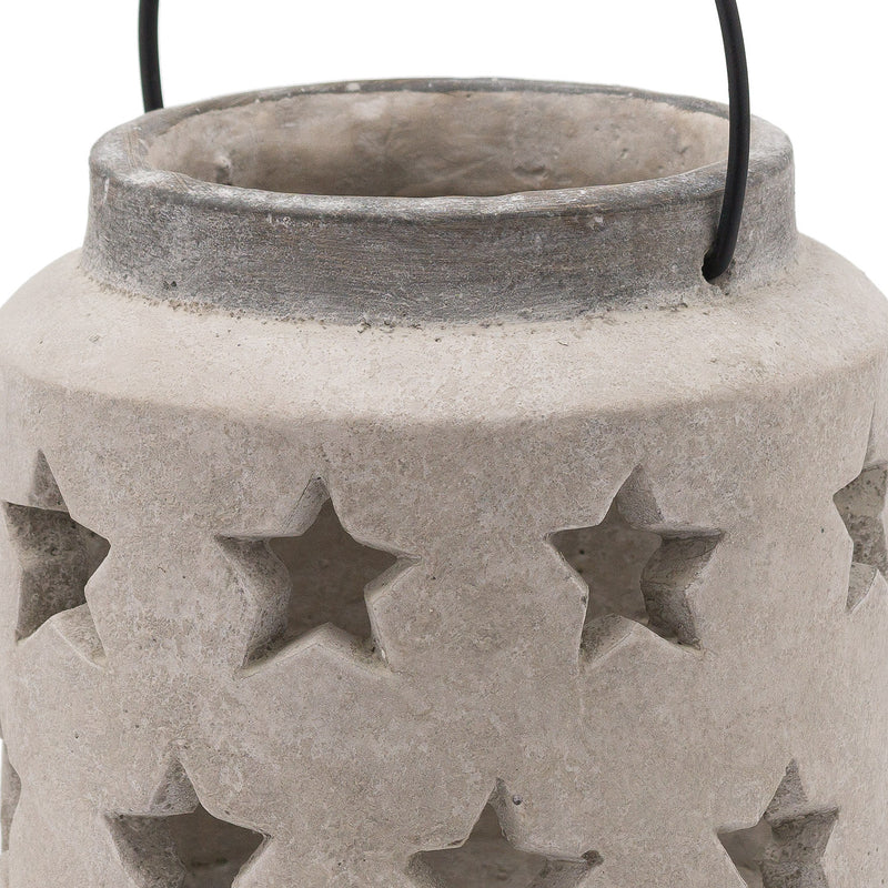 Close-up of the star cut-outs and grey rim
