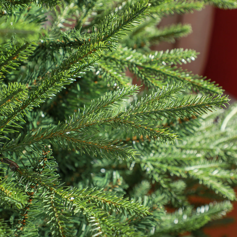5ft bushy artificial Christmas tree – image 9