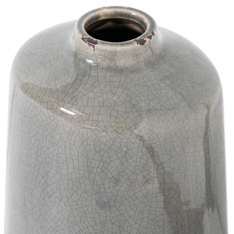 Close-up of the Liv vase shoulder and rim