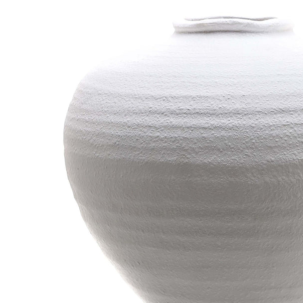 Large Matt White Ceramic Vase – 31.5cm, matt white surface detail