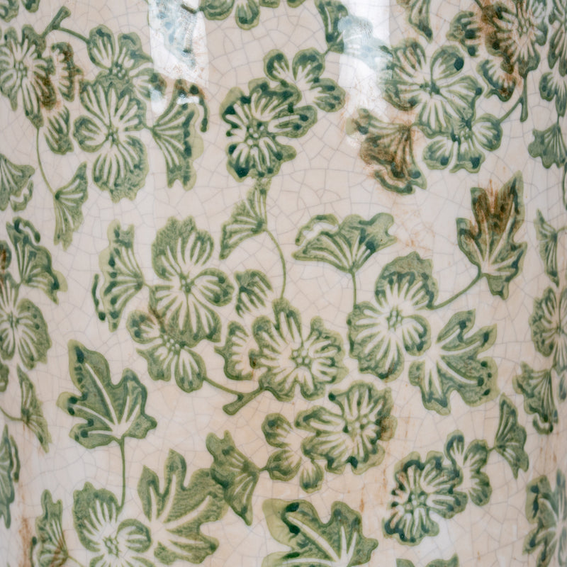 Close-up of the green clover and flower pattern