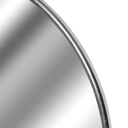 Close-up of the slim silver foil frame