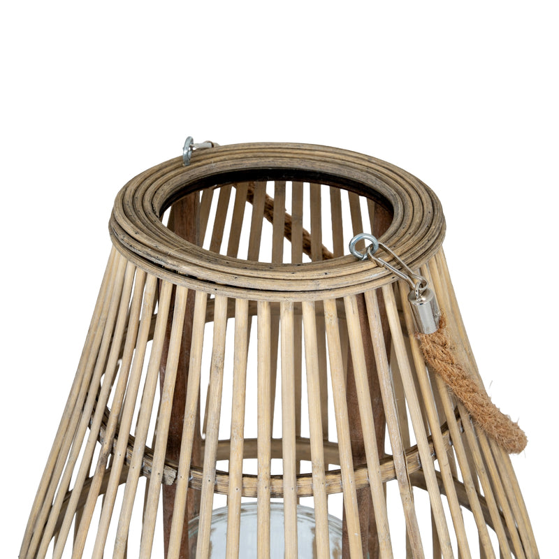 Close-up of the open top of the wicker lantern