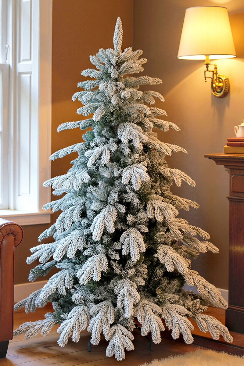 5ft super flocked Christmas tree – image 2