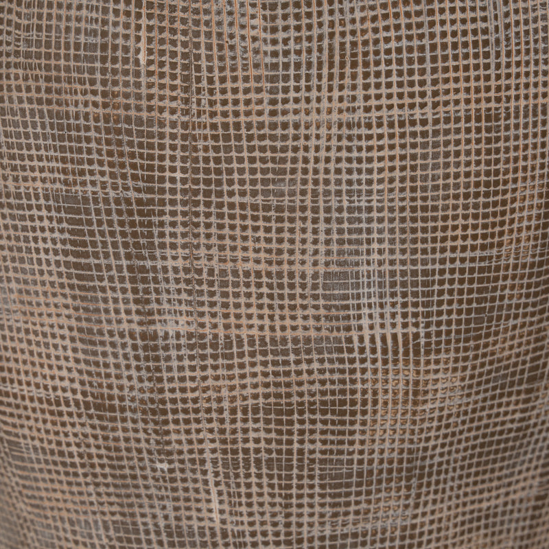 Close-up of the crosshatch texture