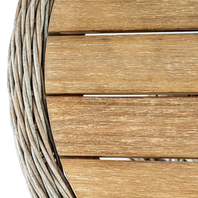 Close-up of the slatted wooden top and woven edge