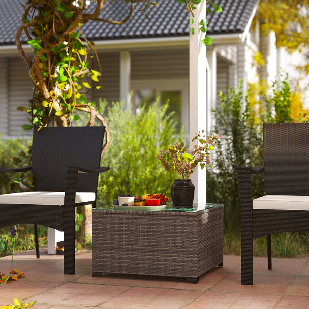 Rattan side table with glass top – image 2