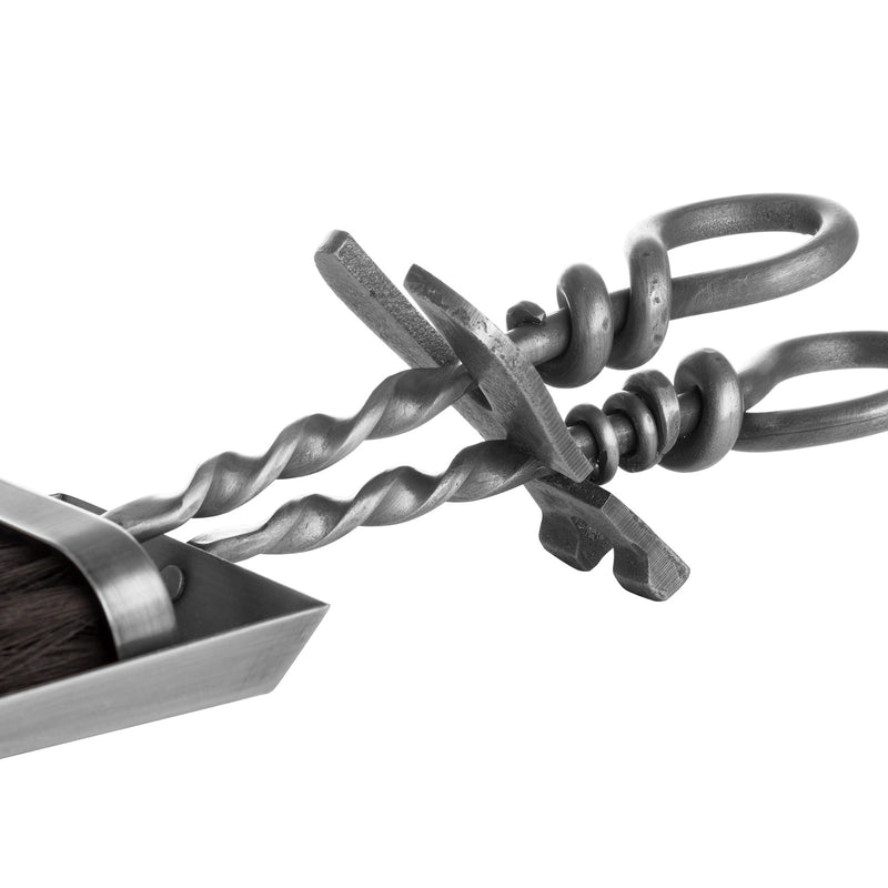 Close-up of the twisted loop handles