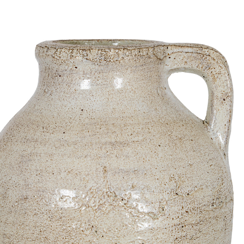Close-up of the ribbed body and crackle glaze
